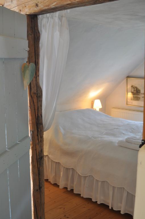 All Seasons Bed & Breakfast Kerpen  Zimmer foto